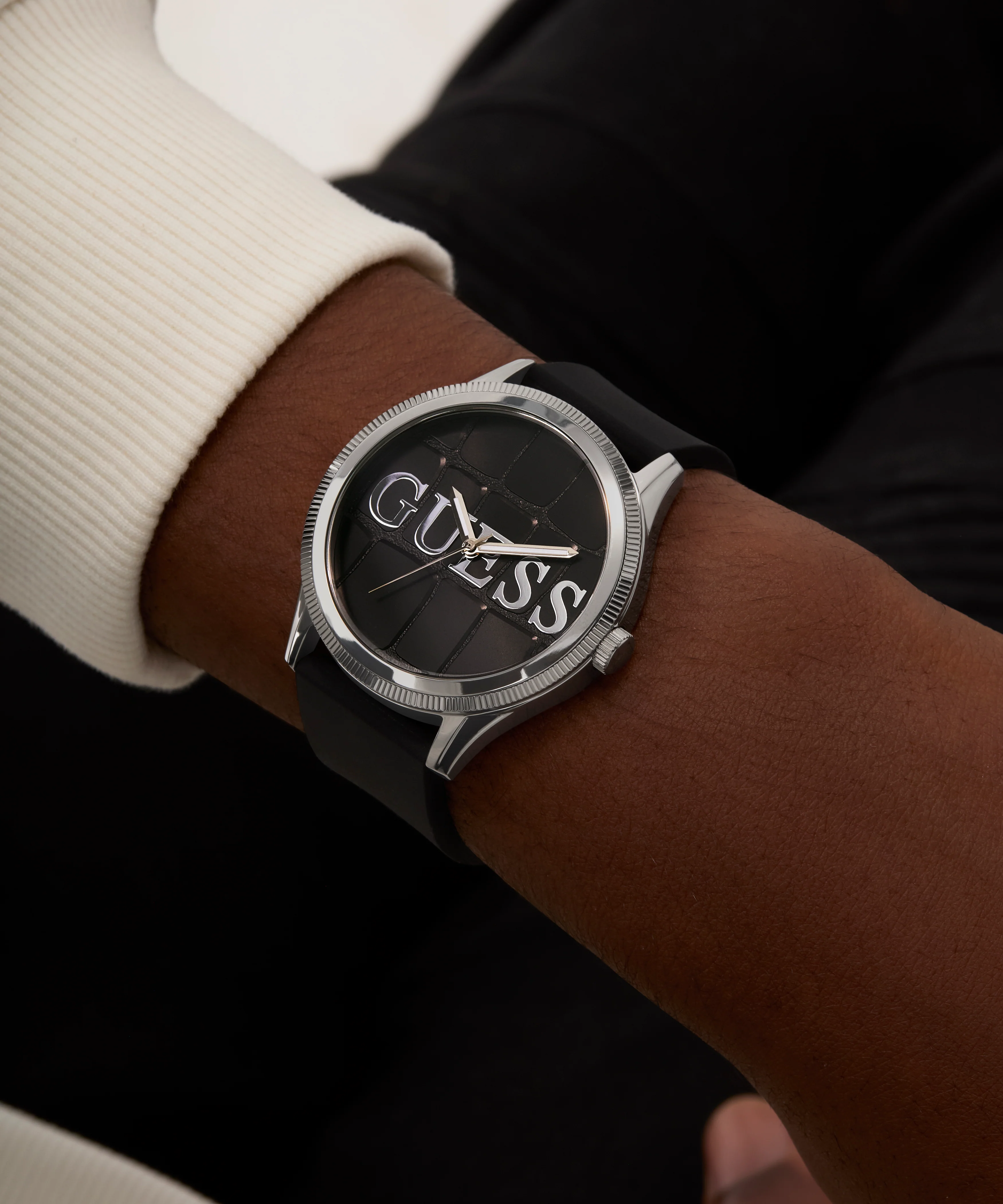 GUESS Mens Black Silver Tone Analog Watch