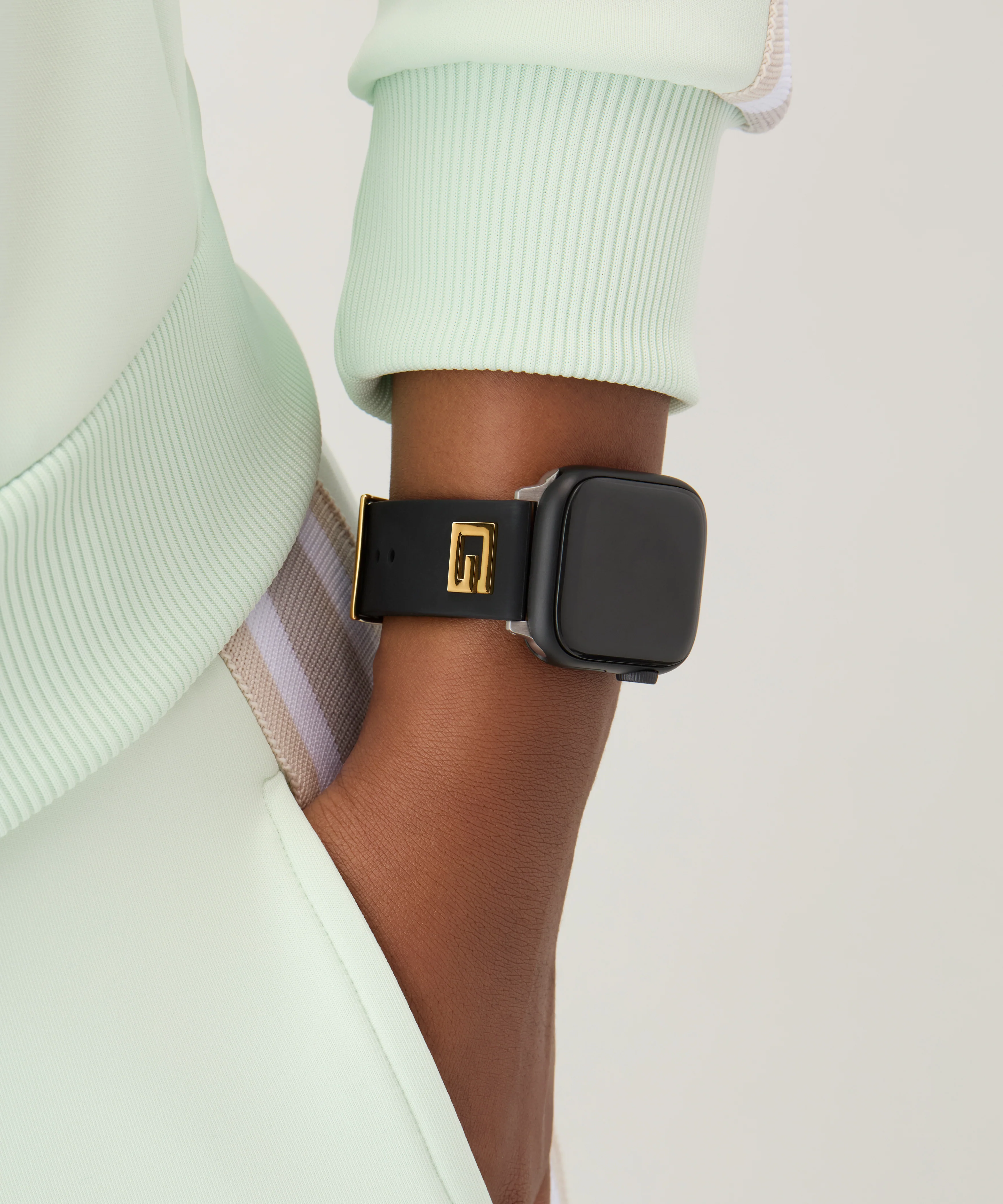 GUESS APPLE BAND (38MM-40MM)