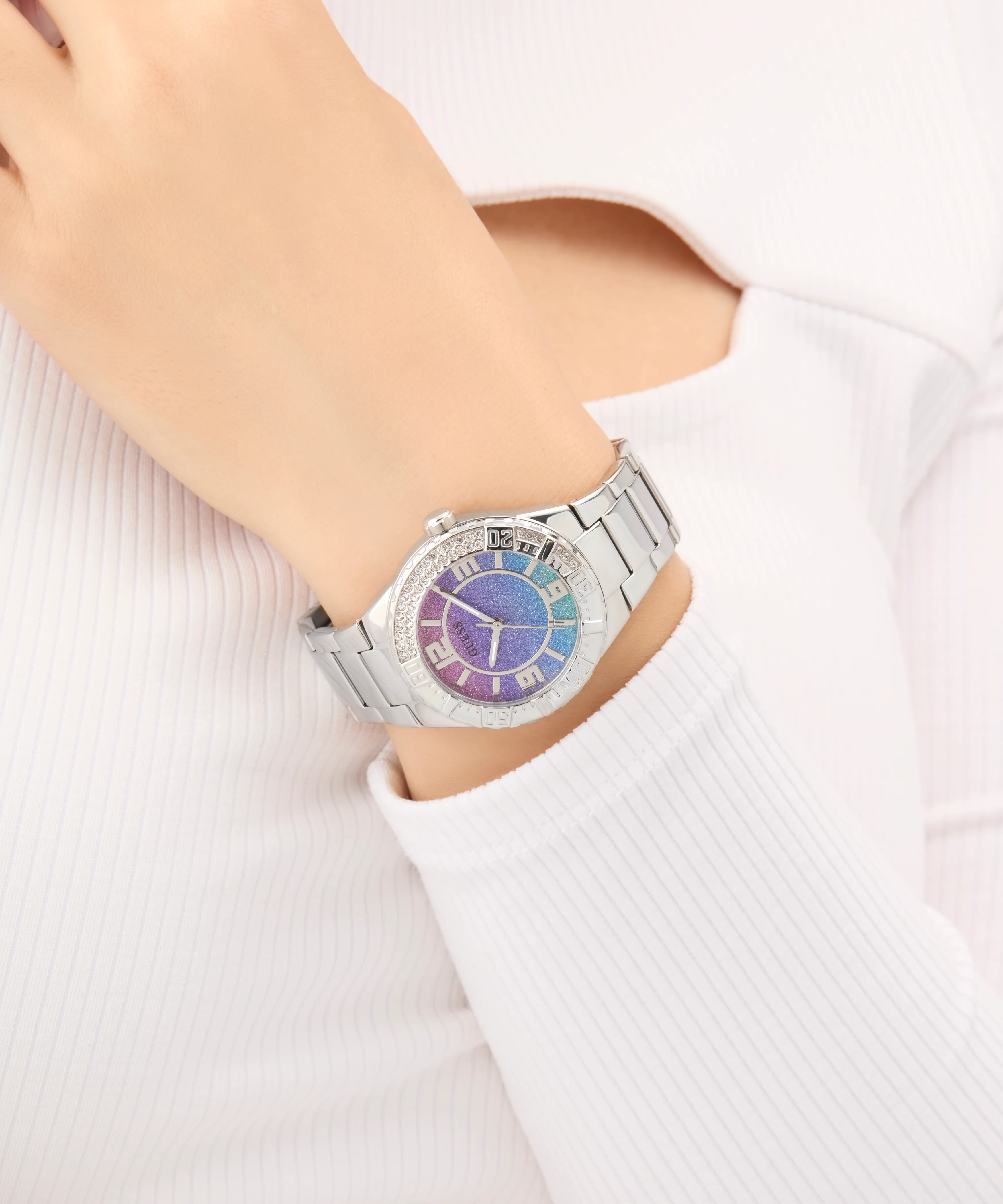 471-guess-ladies-silver-tone-multi-function-watch-3.webp GUESS Ladies Silver Tone Multi-function Watch