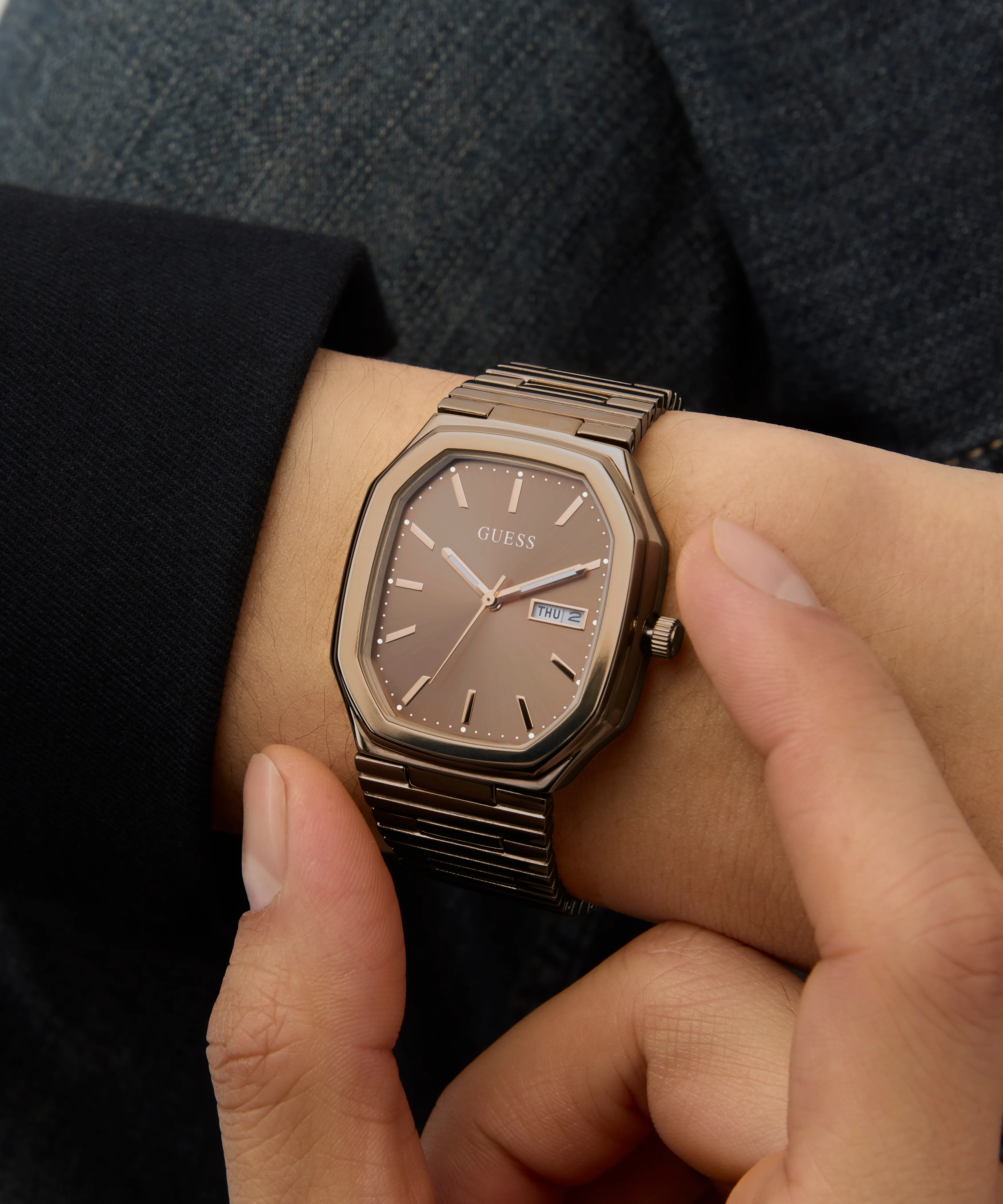 474-guess-mens-coffee-date-watch-6.webp GUESS Mens Coffee Date Watch
