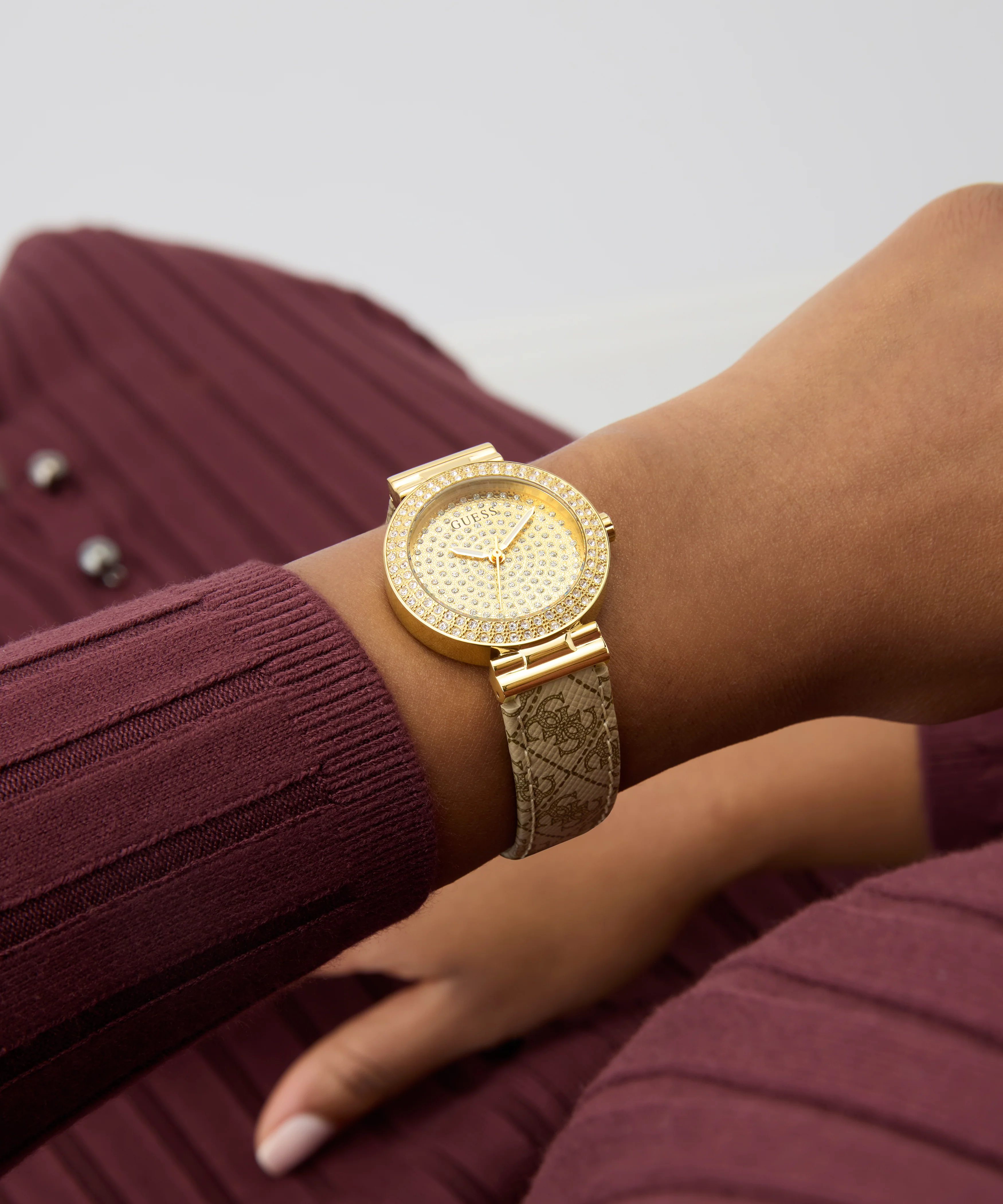 GUESS Ladies Beige Gold Tone Analog Watch