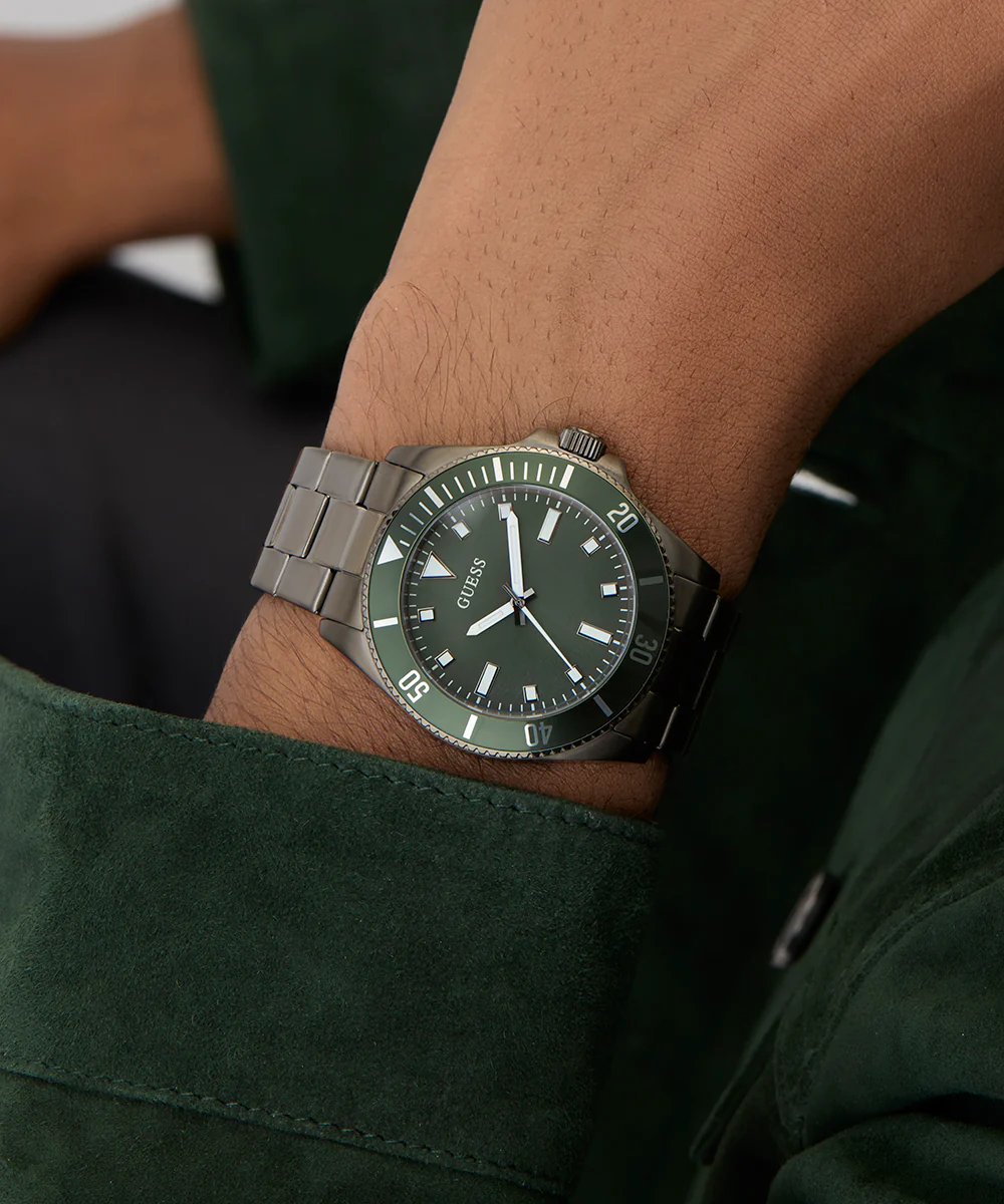 GUESS Mens Gunmetal Analog Watch