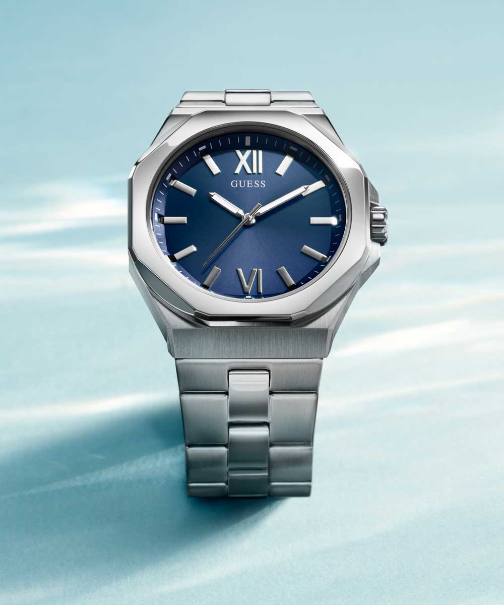 GUESS Mens Silver Tone Analog Watch