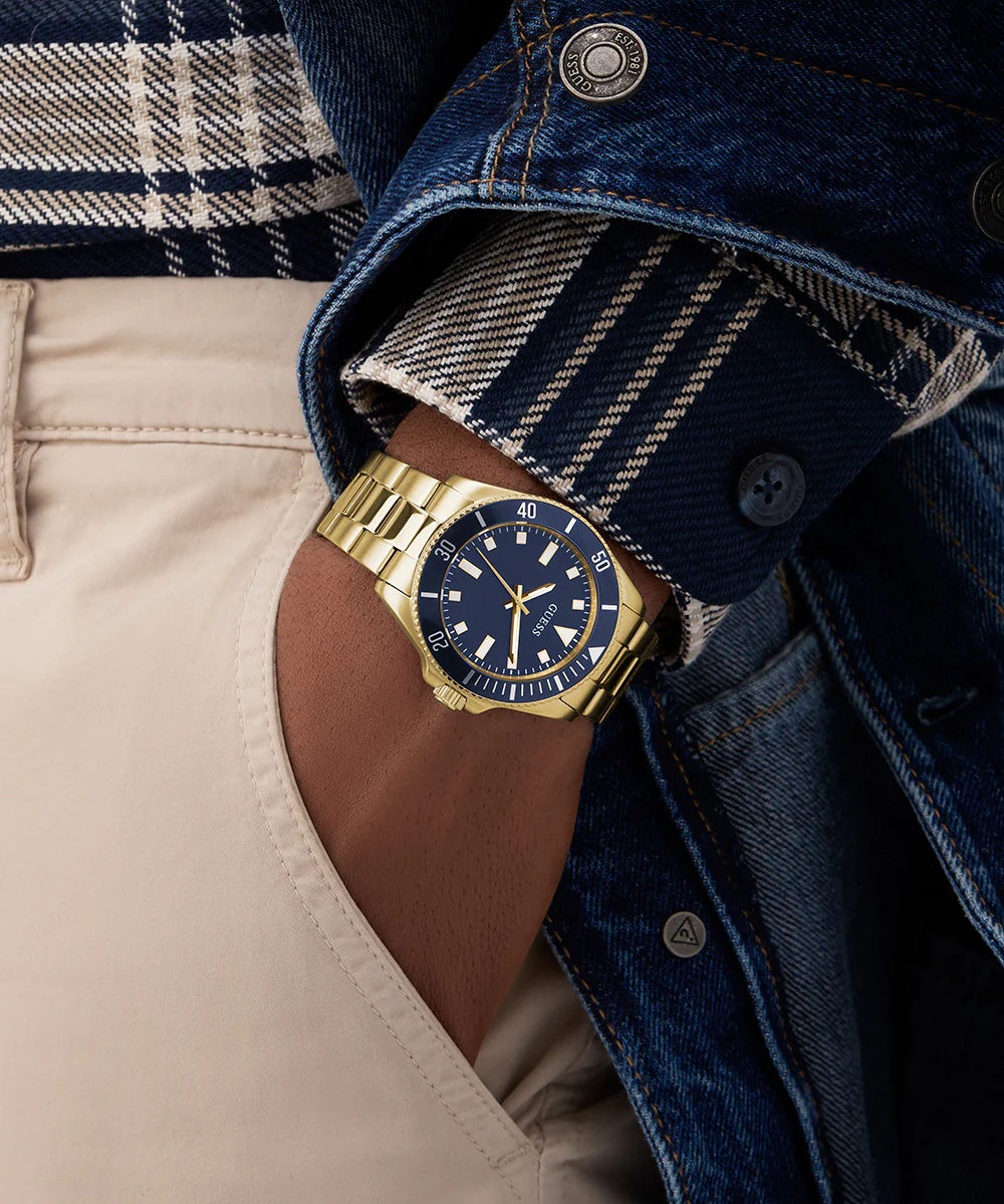 GUESS Mens Gold Tone Analog Watch
