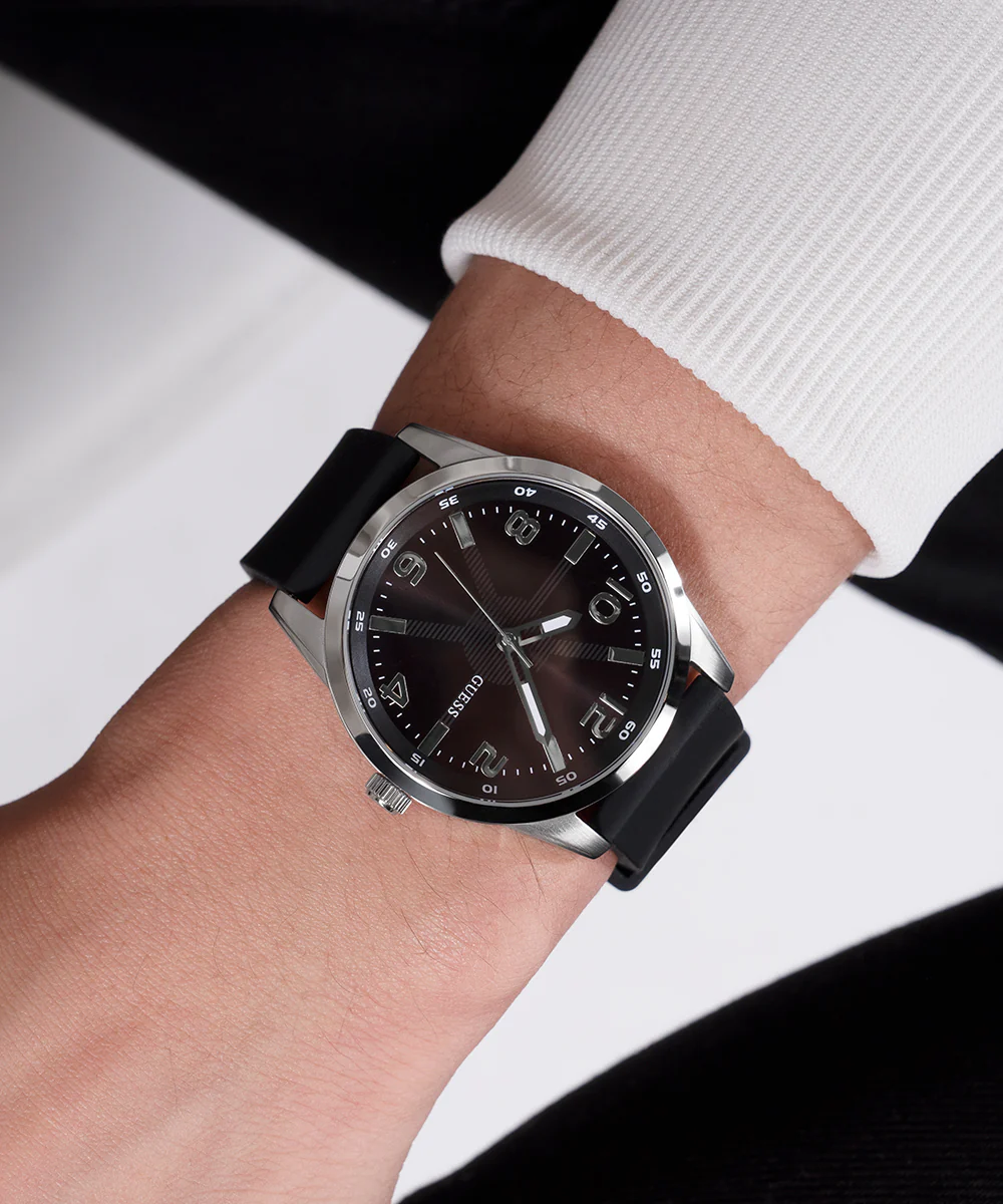 GUESS Mens Black Silver Tone Analog Watch
